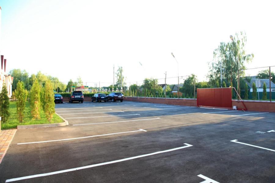 Hotel Knyazhyi Dvir Knyazhichi  Exterior foto
