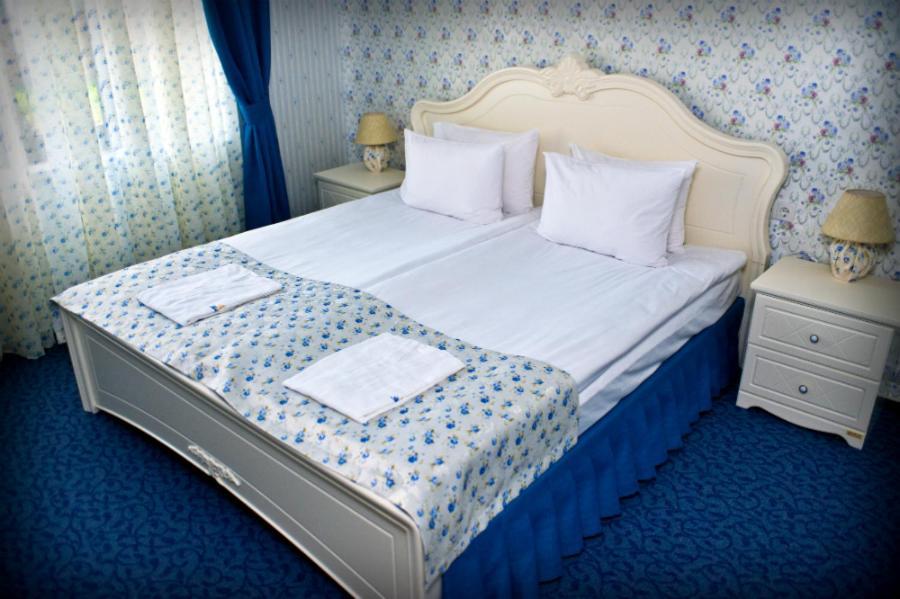 Hotel Knyazhyi Dvir Knyazhichi  Zimmer foto