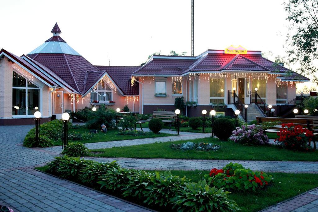 Hotel Knyazhyi Dvir Knyazhichi  Exterior foto
